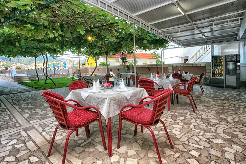 Apartments Obala - Katic Herceg Novi Eksteriør bilde